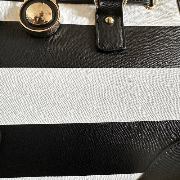 Dasein VL Black & White Striped Top Handle Tote Shoulder Bag - Picture 11 of 15